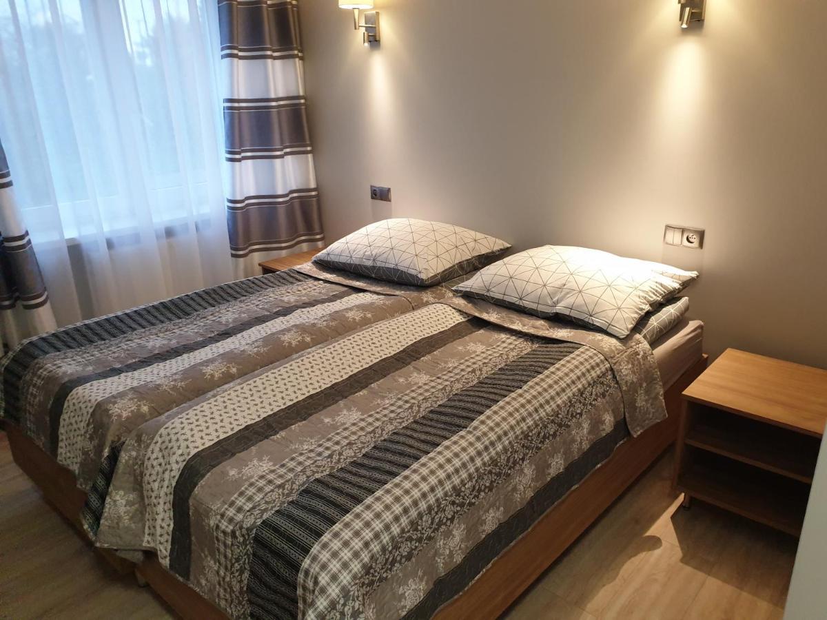 Motel Na Stacji Paliw Ustronie Morskie Eksteriør billede